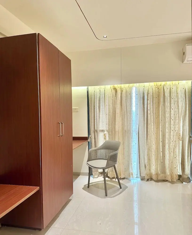 Foto - StayBird - Azure Suites, Business Hotel