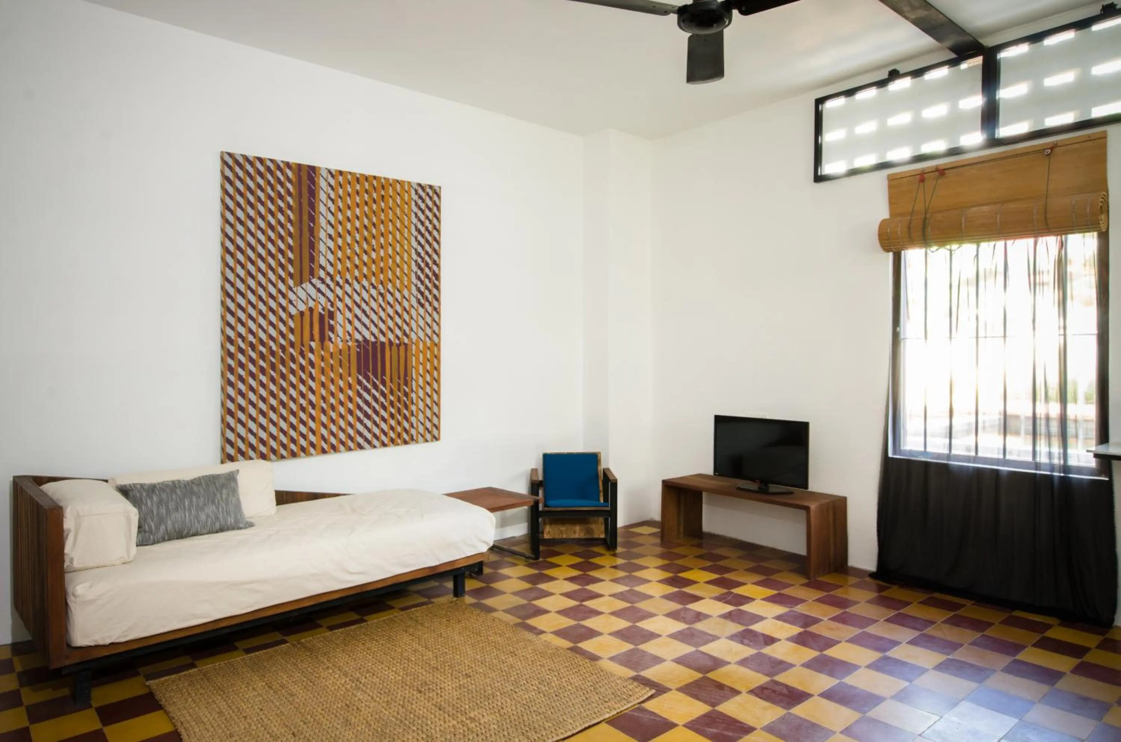 Photo - Pages Rooms
