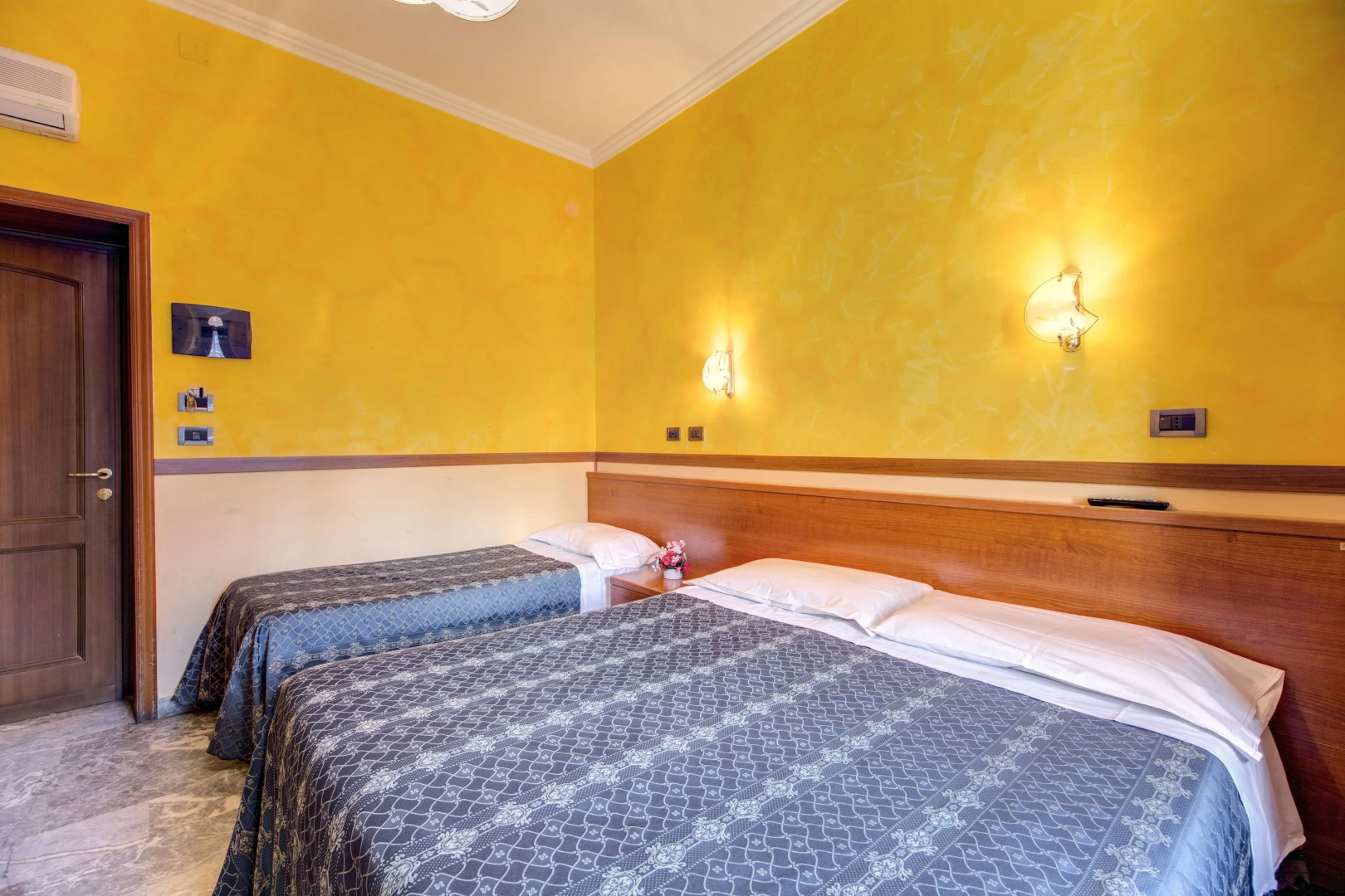 Photo - Hotel Planet