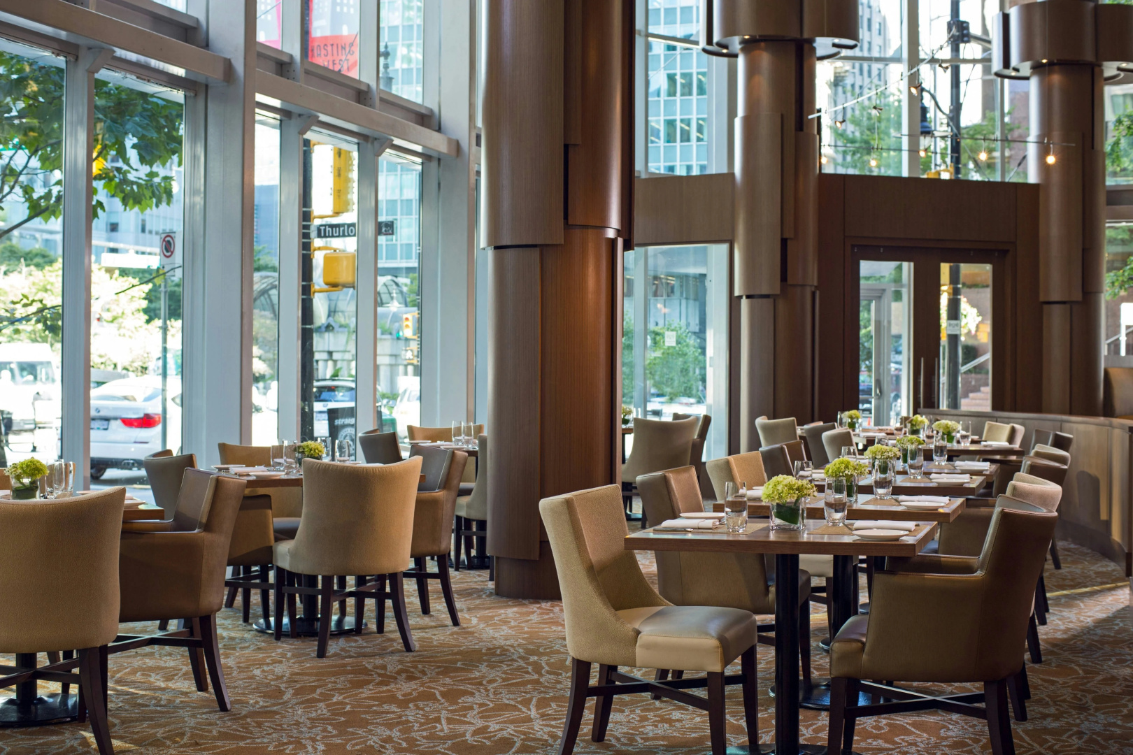 Photo - Vancouver Marriott Pinnacle Downtown