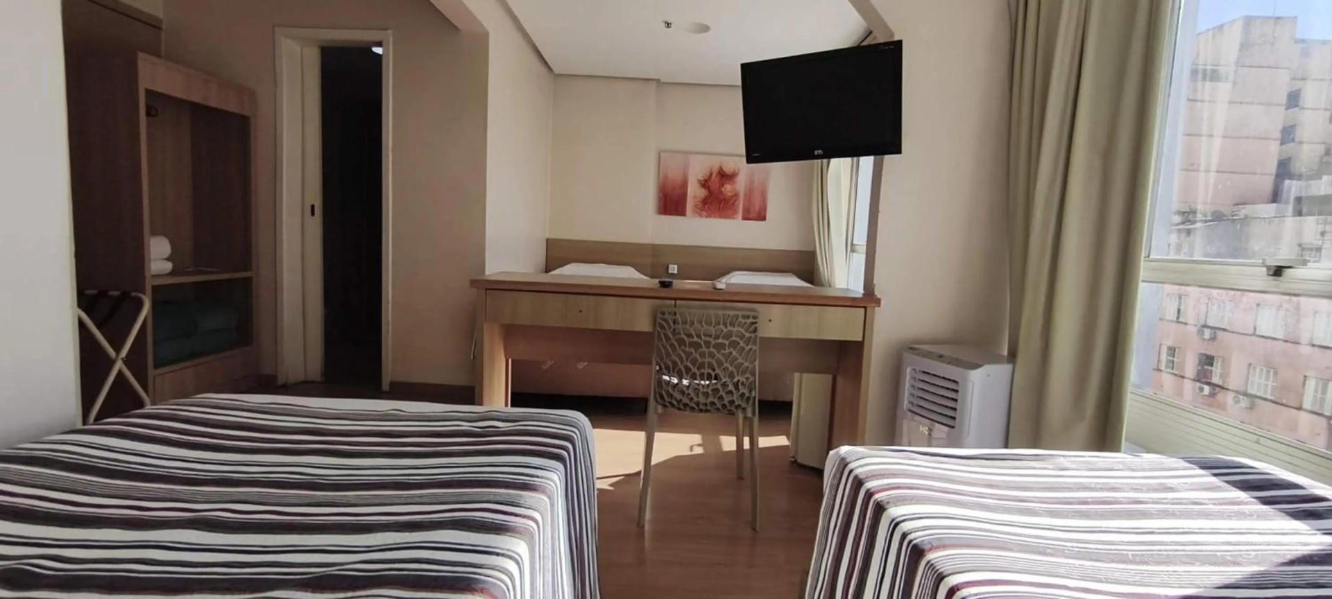 Foto - Hotel Dan Inn Porto Alegre