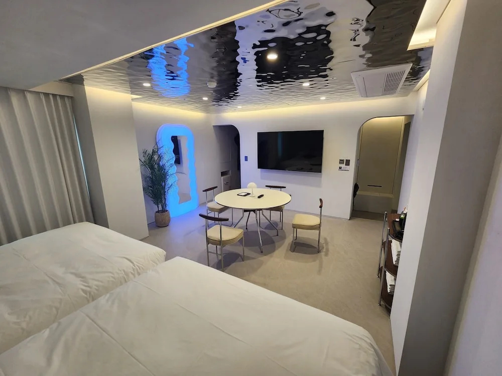 Photo - Seoul Inn Hotel by the Designers
