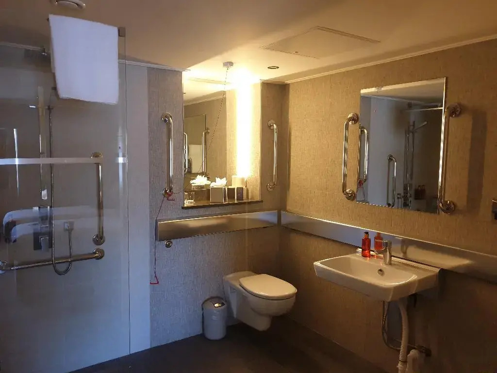 Photo - Belvedere Hotel, Dublin City Centre