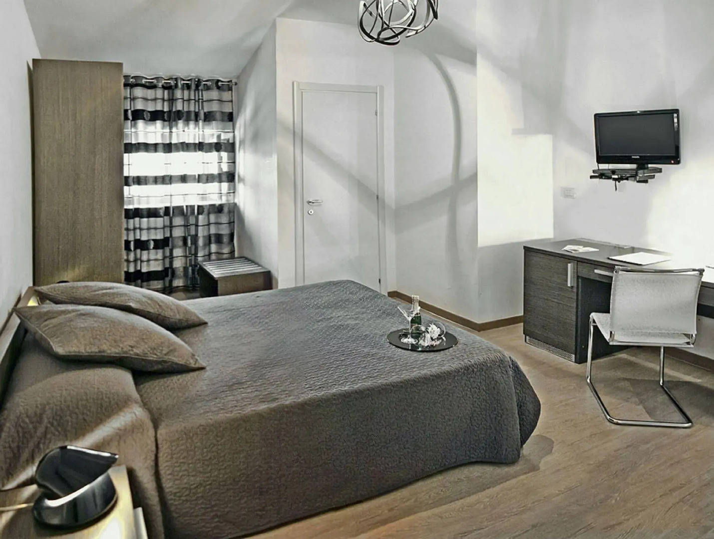 Photo - Suite Inn Catania