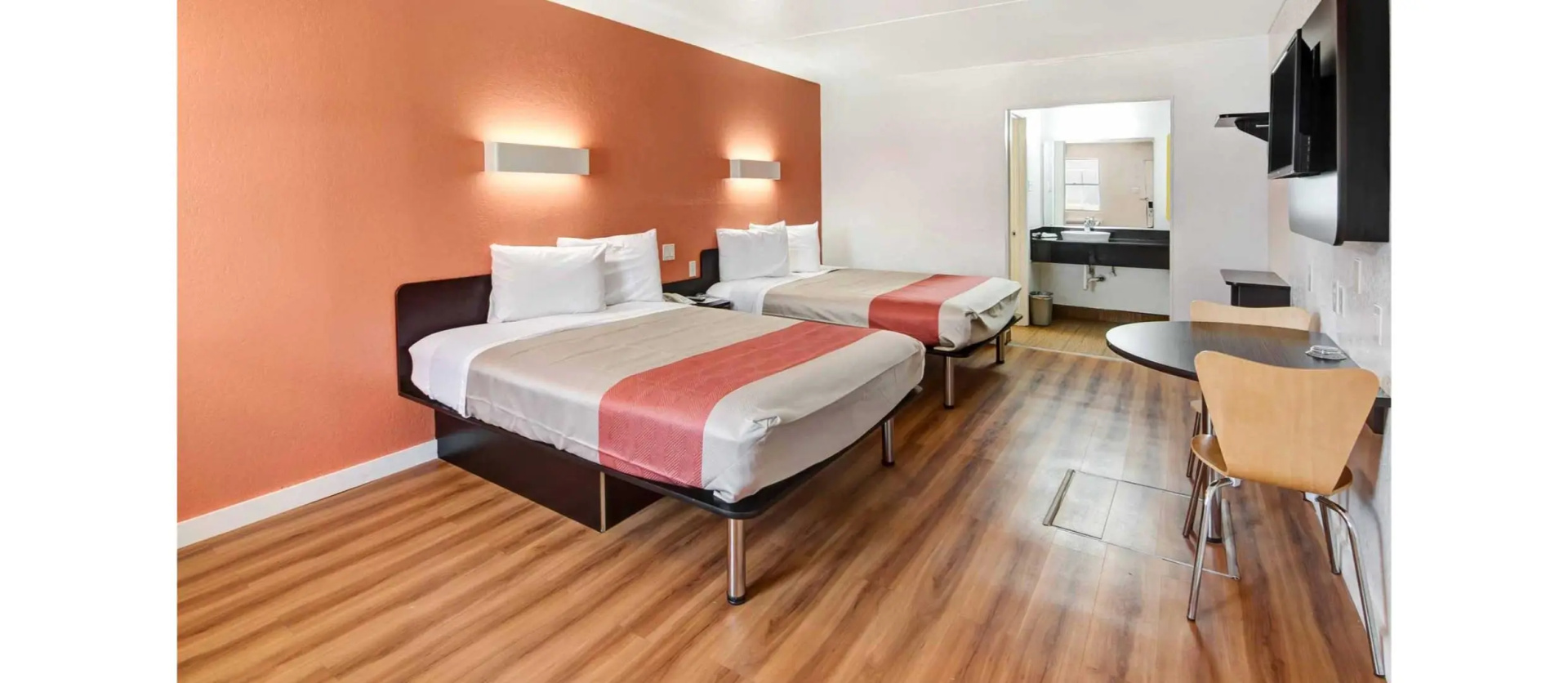Photo - Motel 6 Dallas, TX - Forest Lane