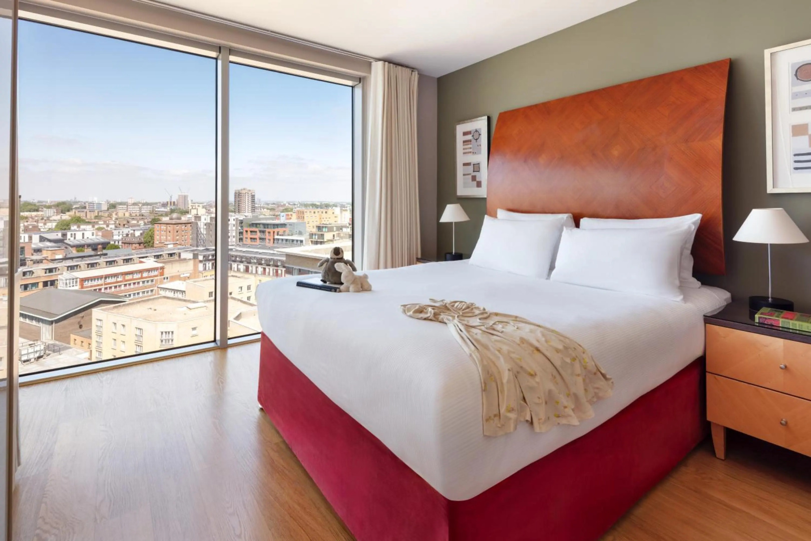 Foto - Marlin Aldgate Tower Bridge