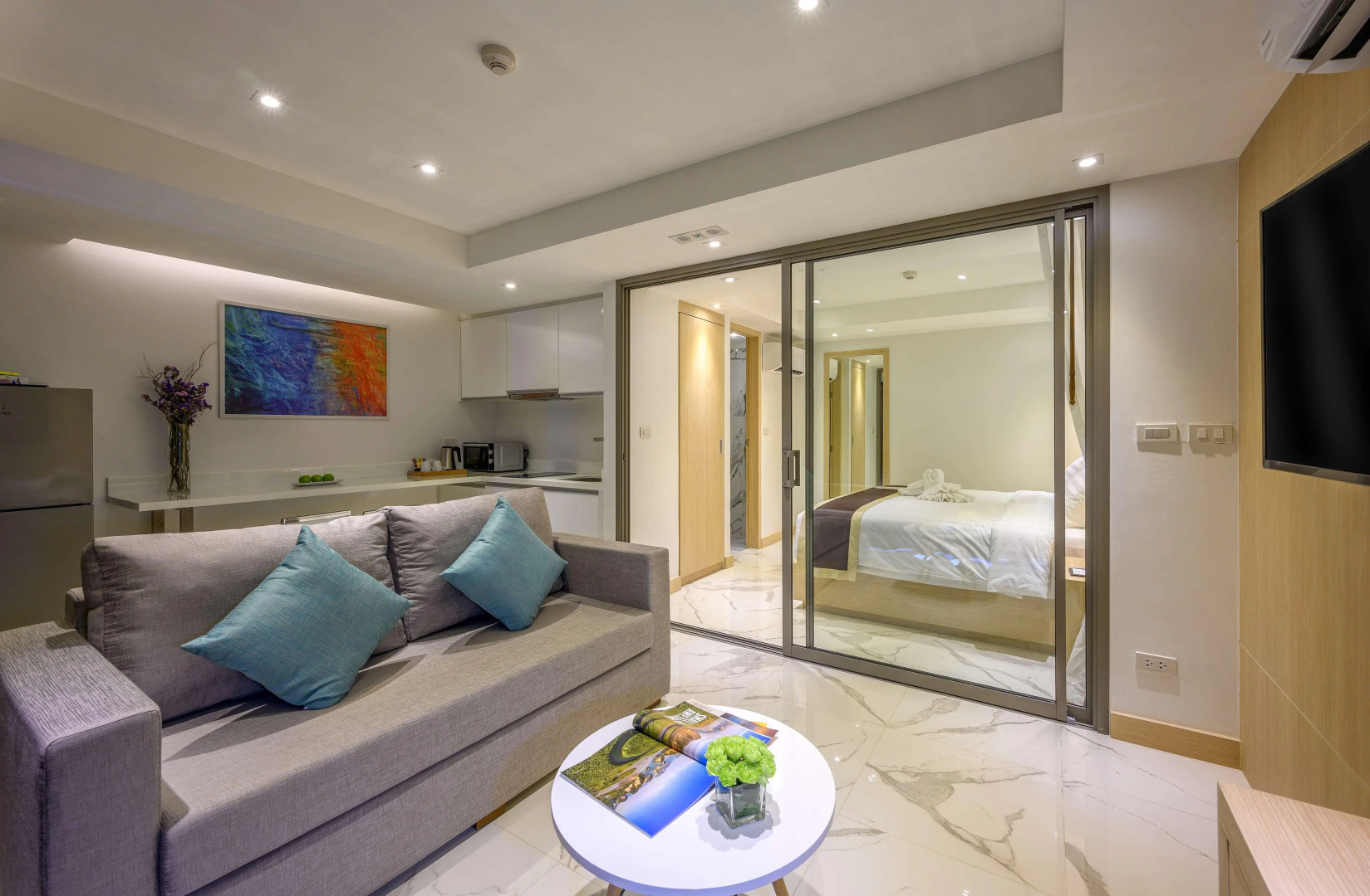 Photo - The Beachfront Hotel Phuket