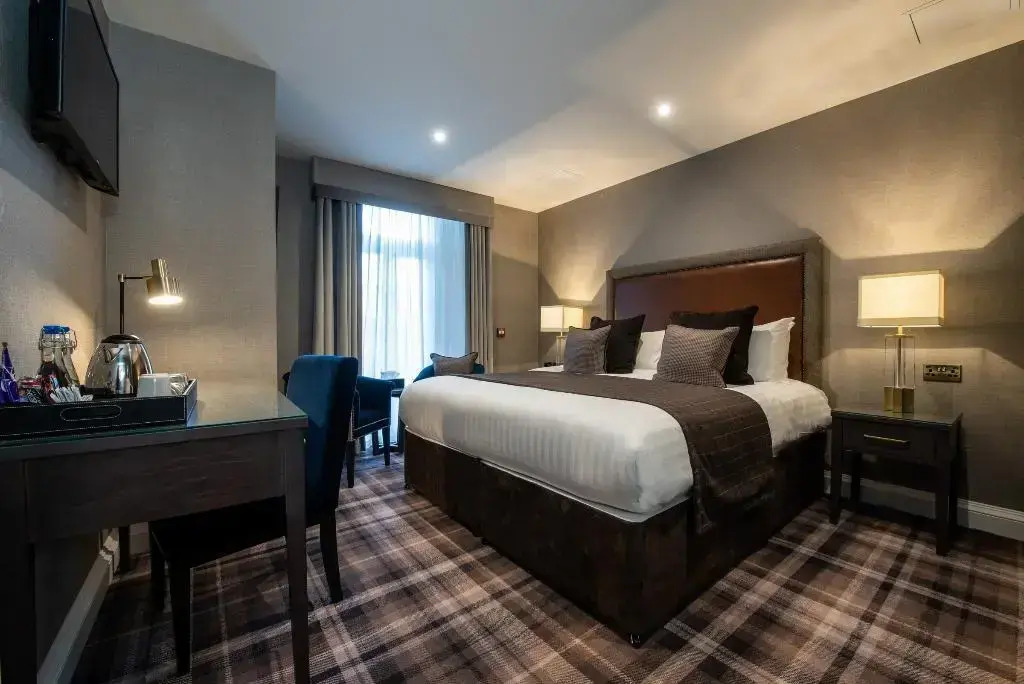 Photo - Royal Scots Club