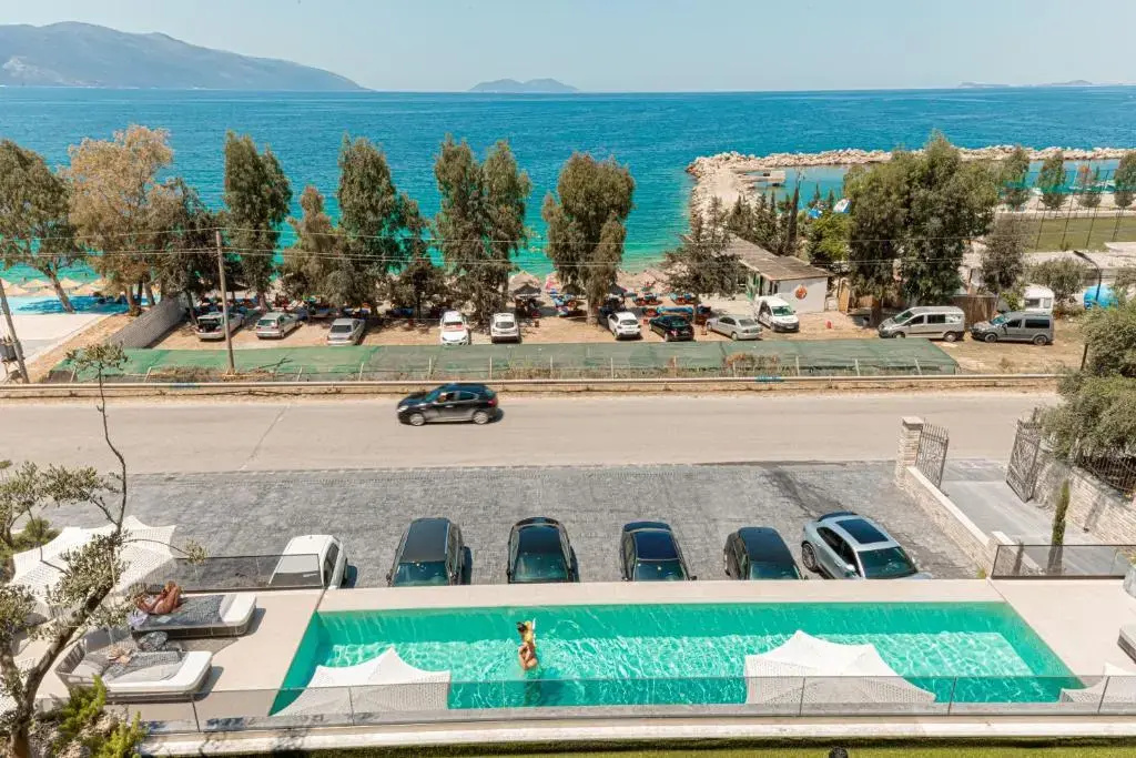 Photo - Mazarine Hotel