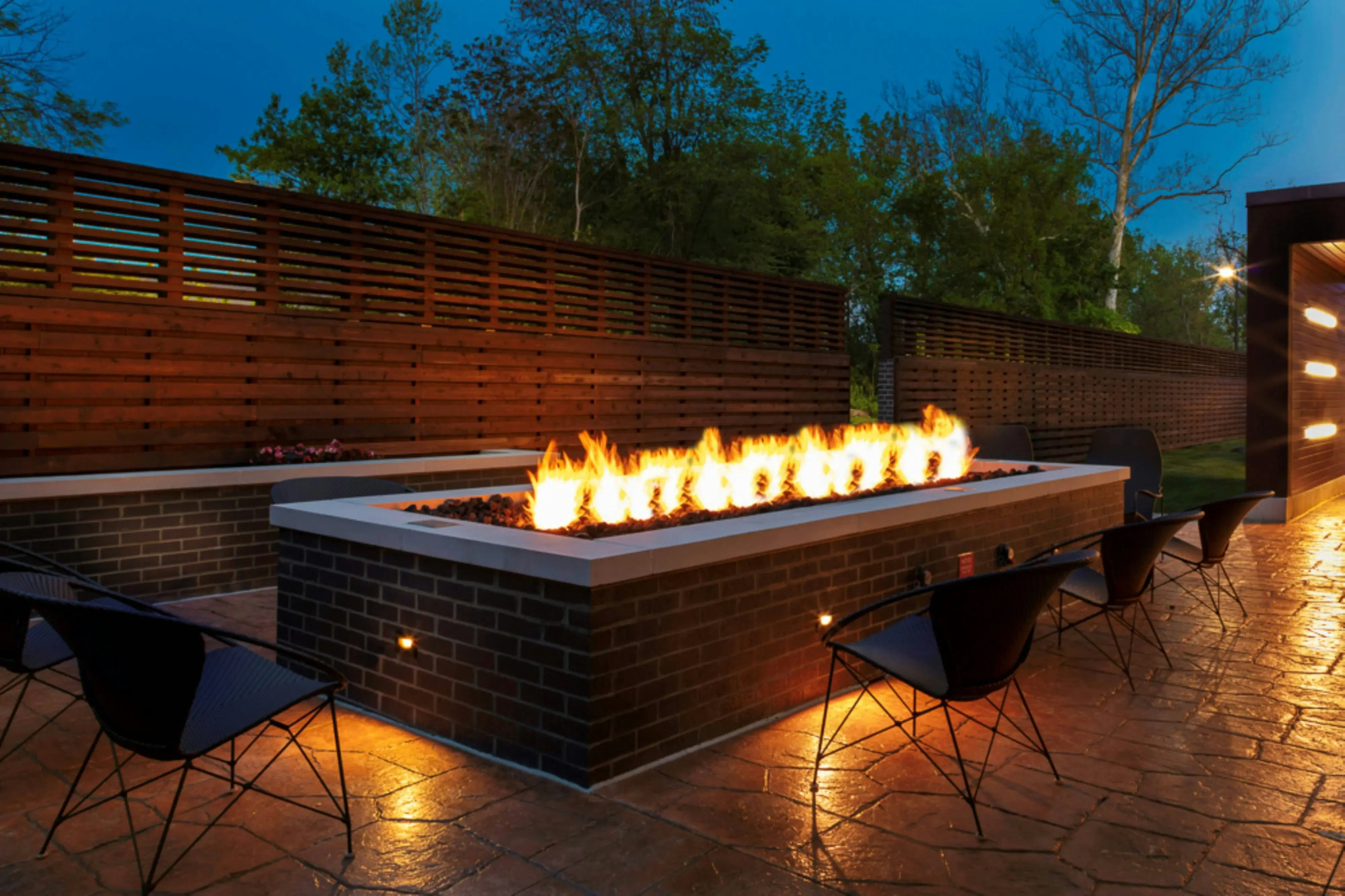 Photo - Courtyard by Marriott Indianapolis West - Speedway