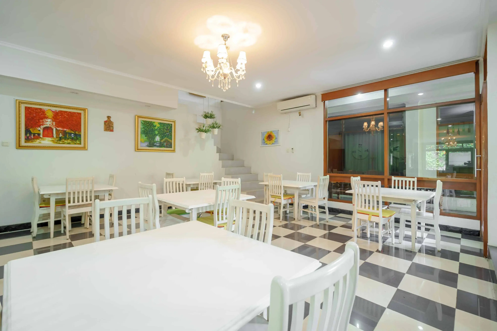 Foto - RedDoorz Plus near Kemang Raya
