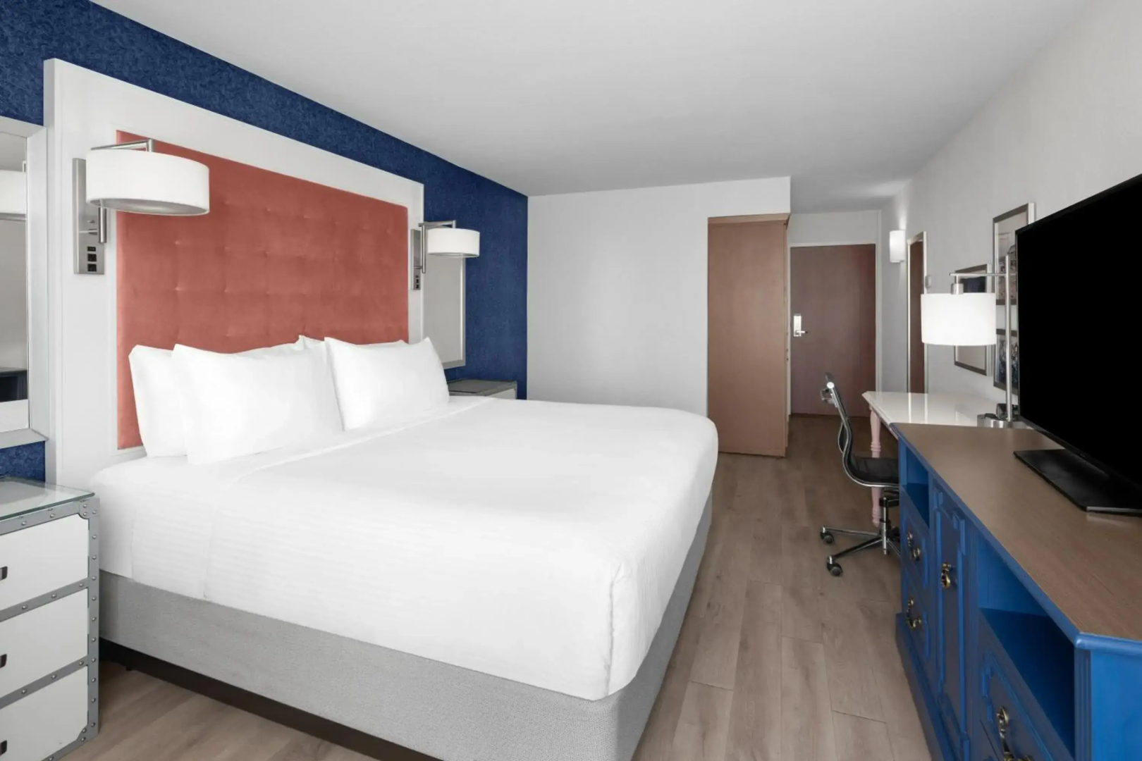 Photo - Hotel EMC2, Autograph Collection