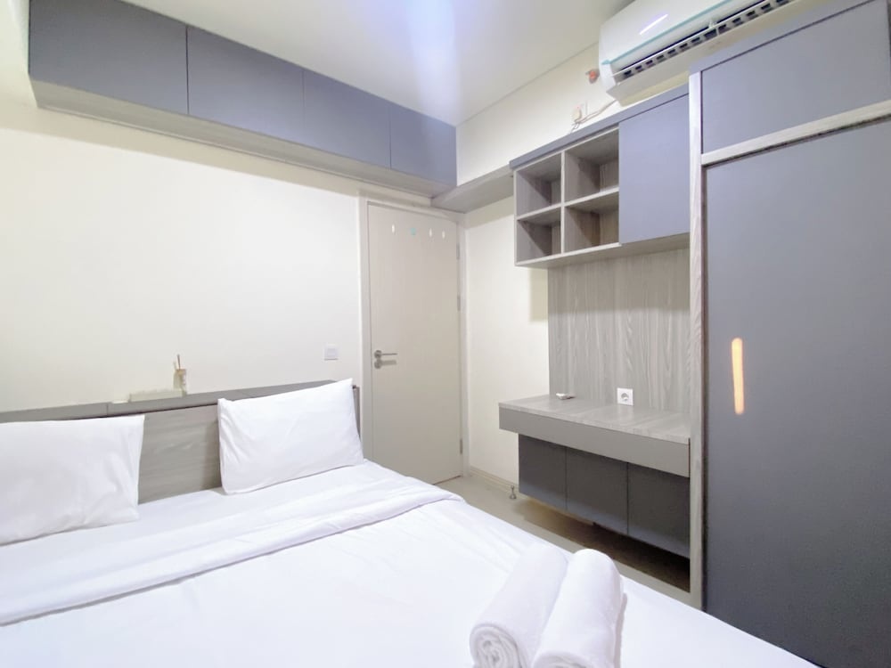 Well Furnished And Comfortable 2Br Meikarta Apartment