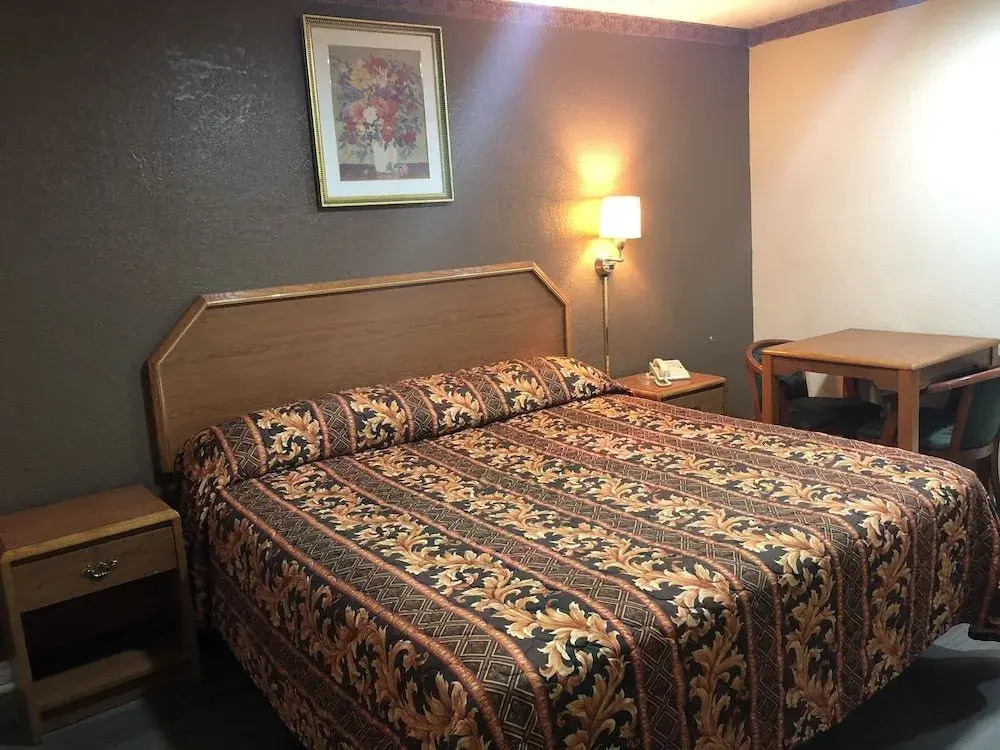 Photo - Golden Inn Dallas by Hotel O