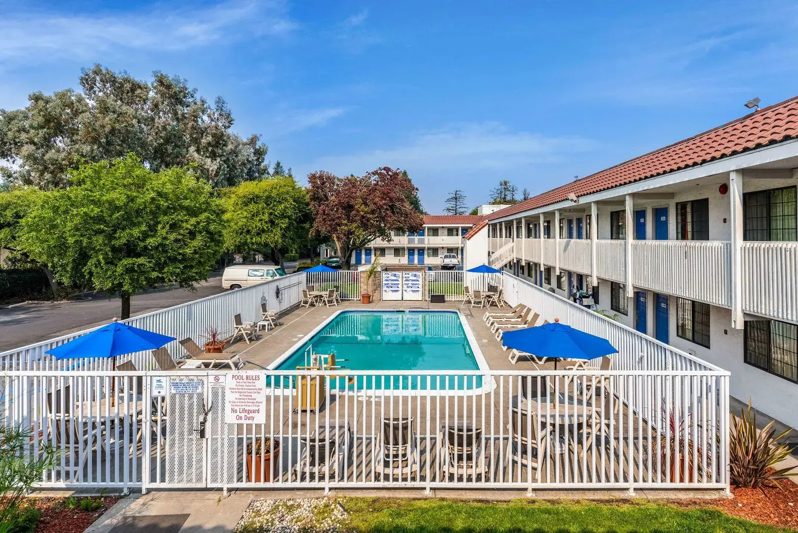 Photo - Super 8 by Wyndham Petaluma