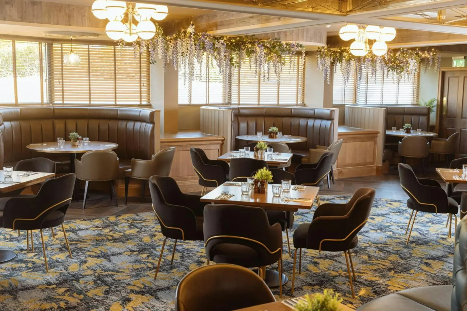 Photo - The Redhurst Hotel