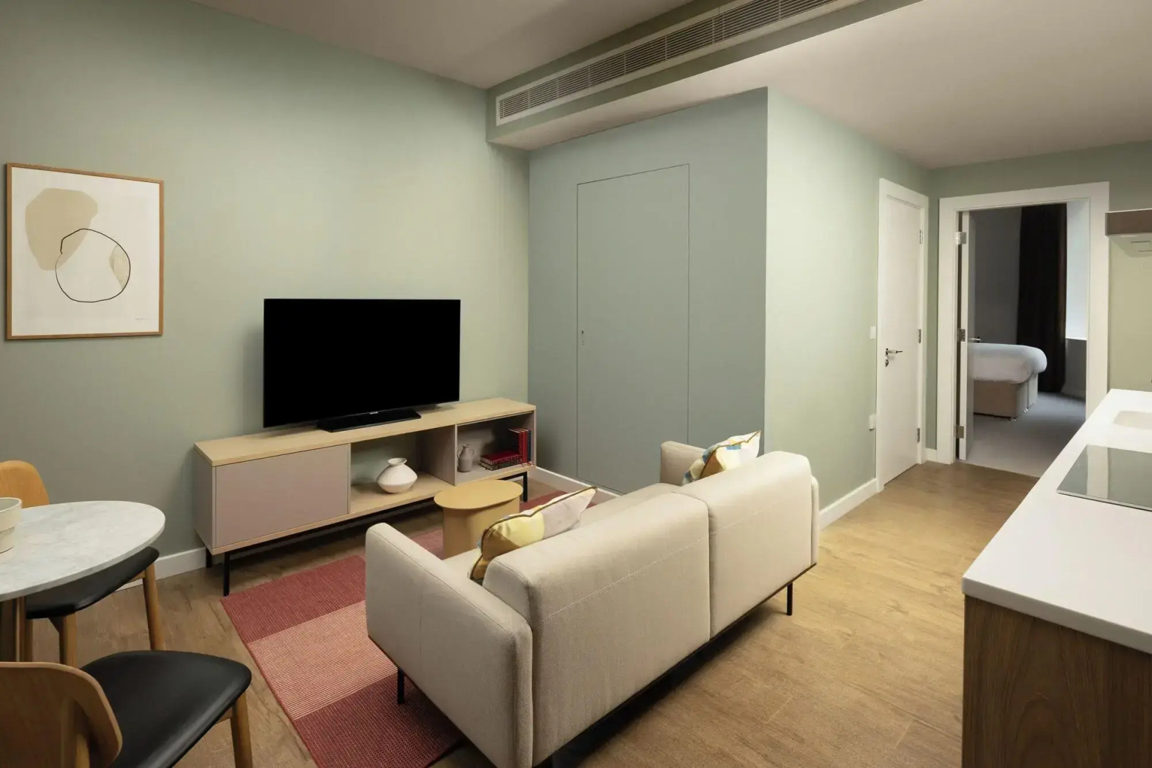 Photo - The Lincoln Suites