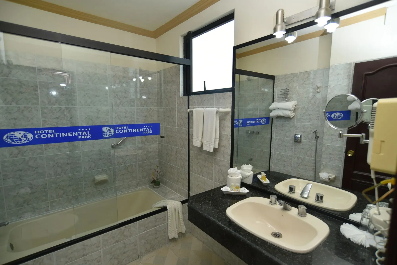 Foto - Hotel Continental Park