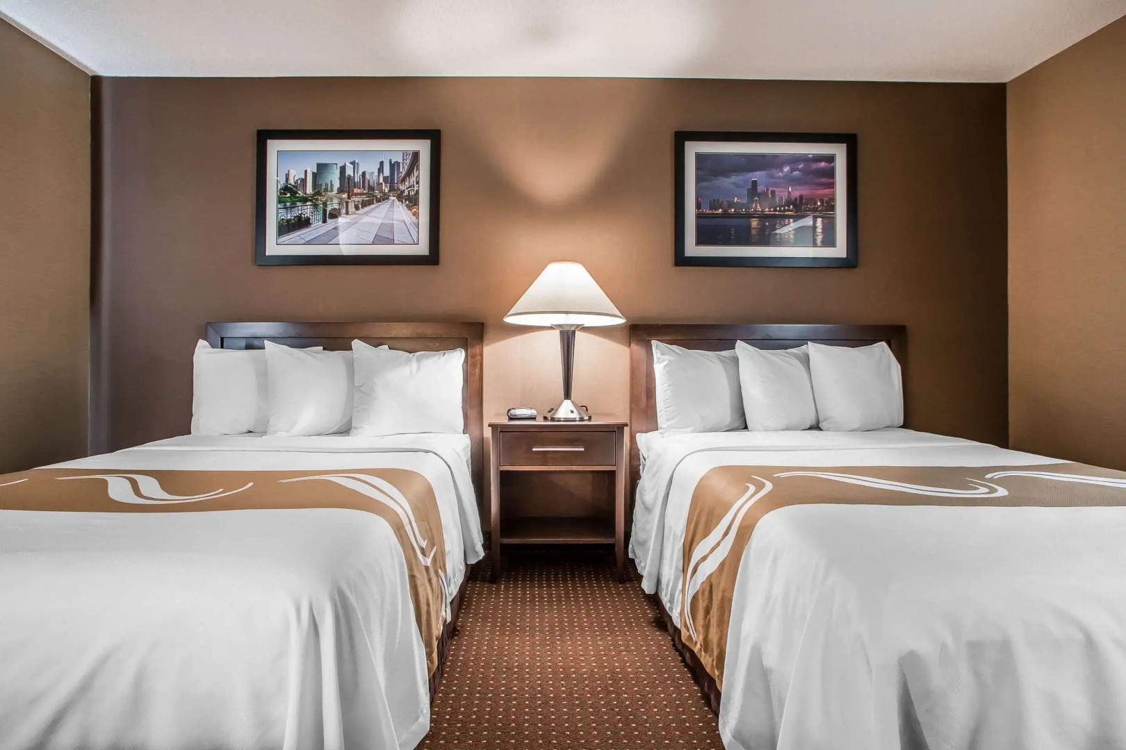 Foto - Quality Inn Elgin I-90