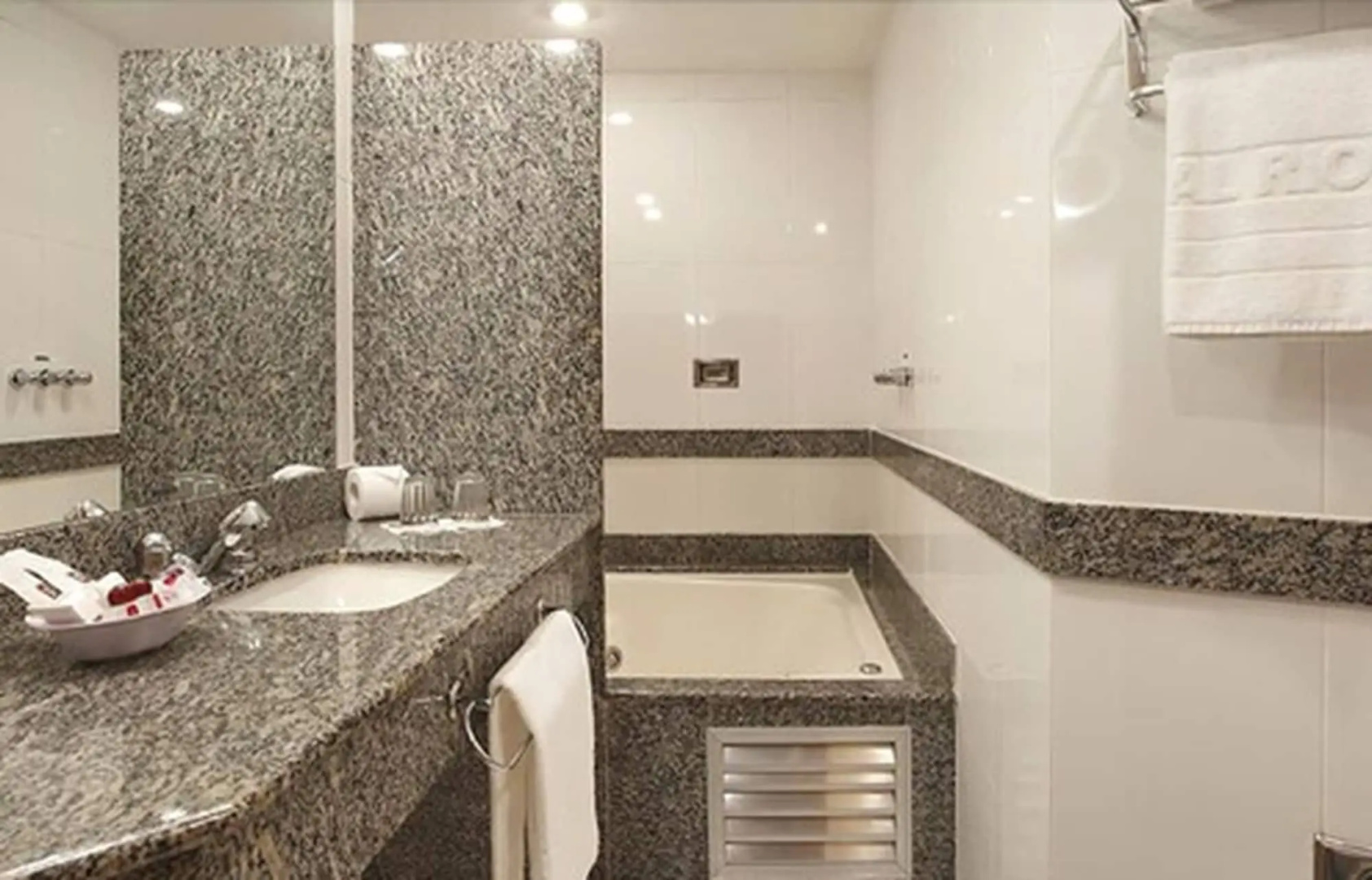 Photo - Scorial Rio Hotel
