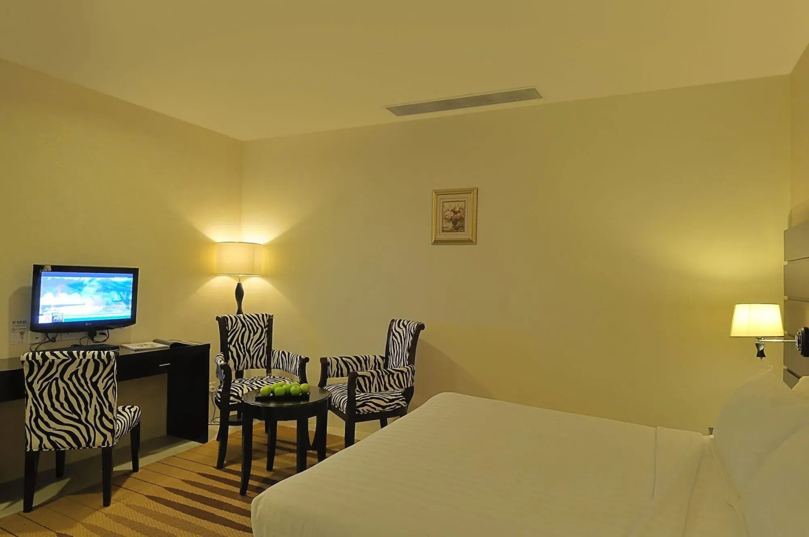 Foto - Rest Bugis Hotel