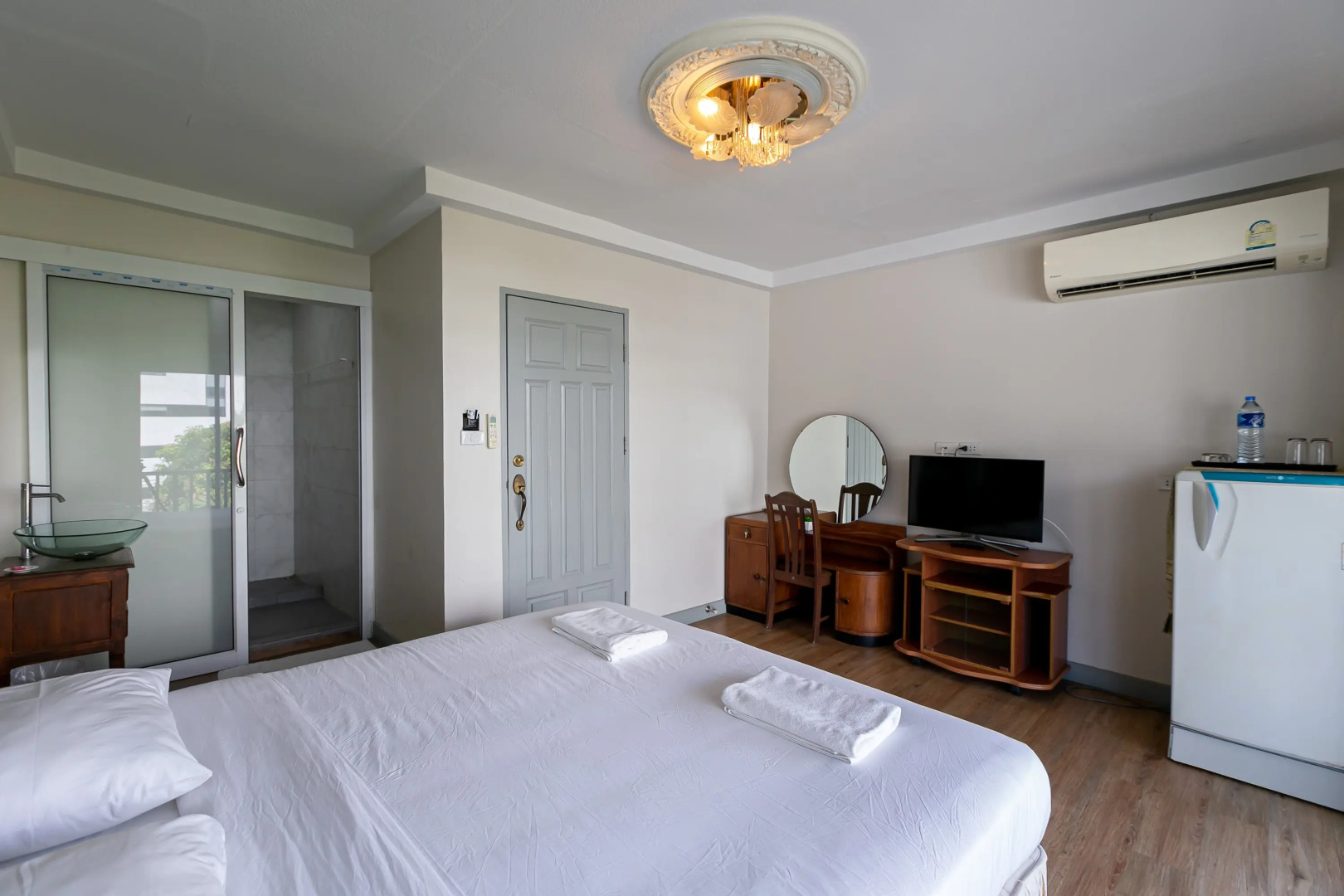 Foto - Wong Amat House