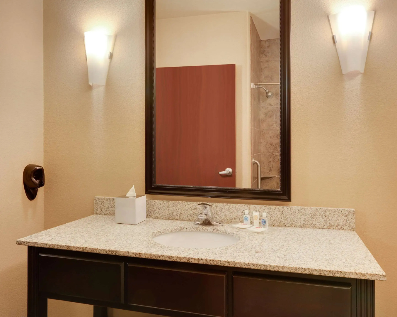 Foto - Comfort Suites Arlington - Entertainment District