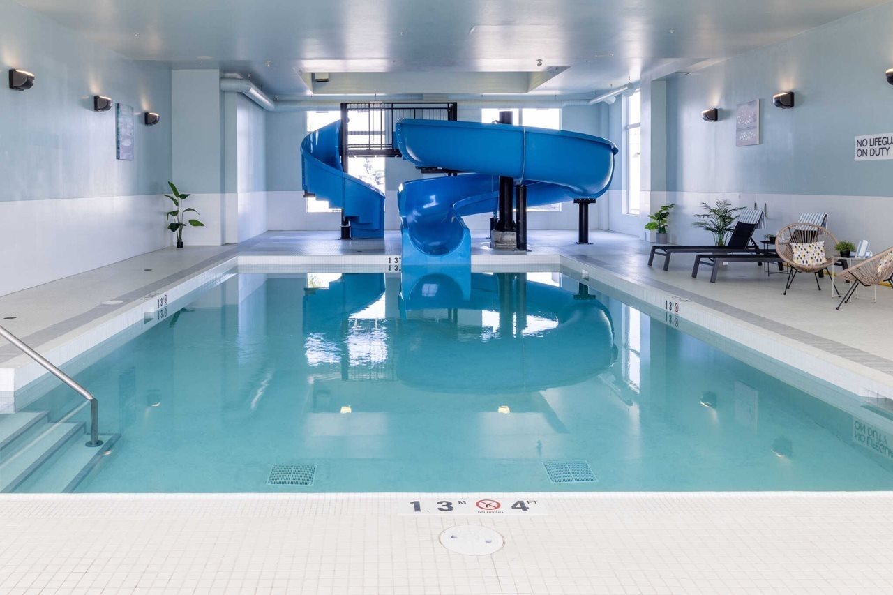 Photo - Radisson Hotel & Conference Centre Calgary Airport