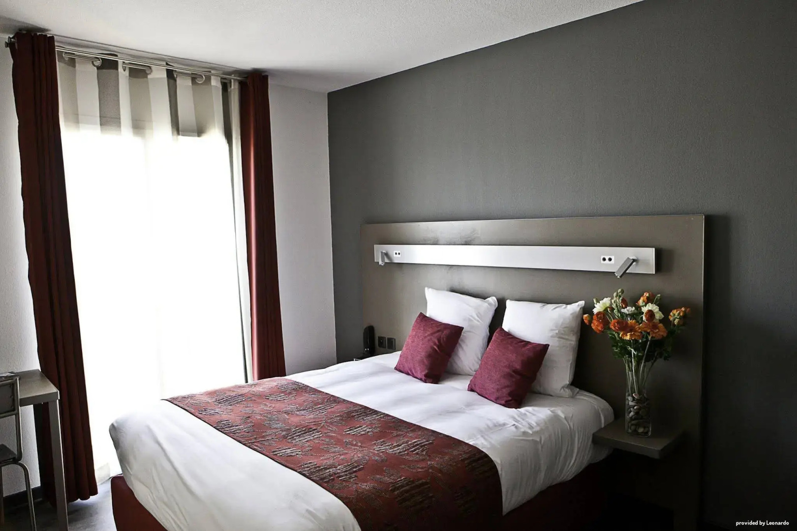 Foto - The Originals City, Hôtel Les Dômes, Perpignan Sud Saleilles