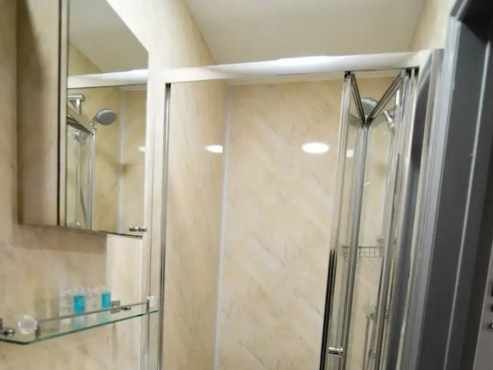 Foto - East London Suites 1
