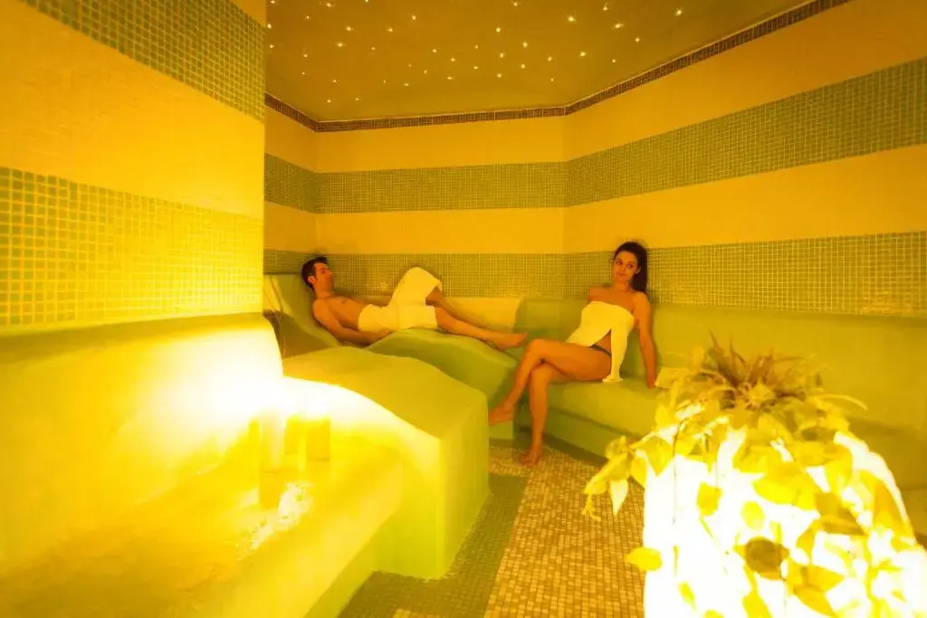 Photo - Sartori's Hotel