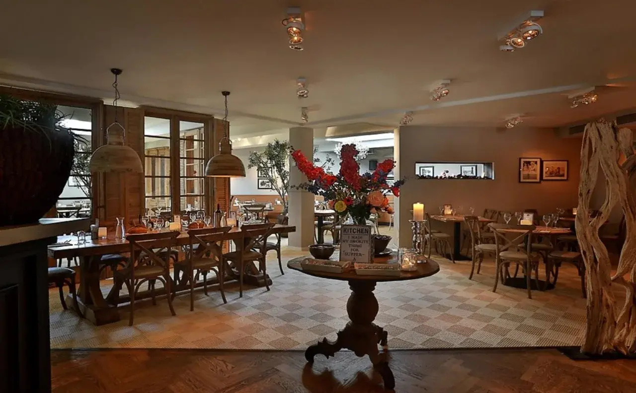 Photo - Hotel La Reine