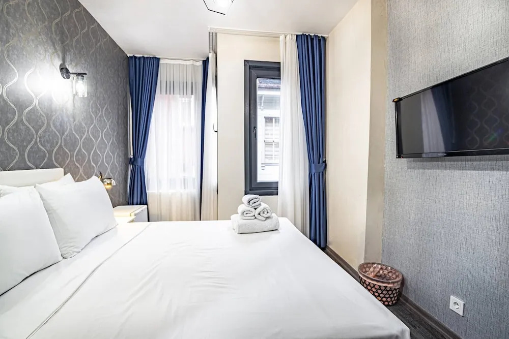 Photo - Deluxe Double Room 4