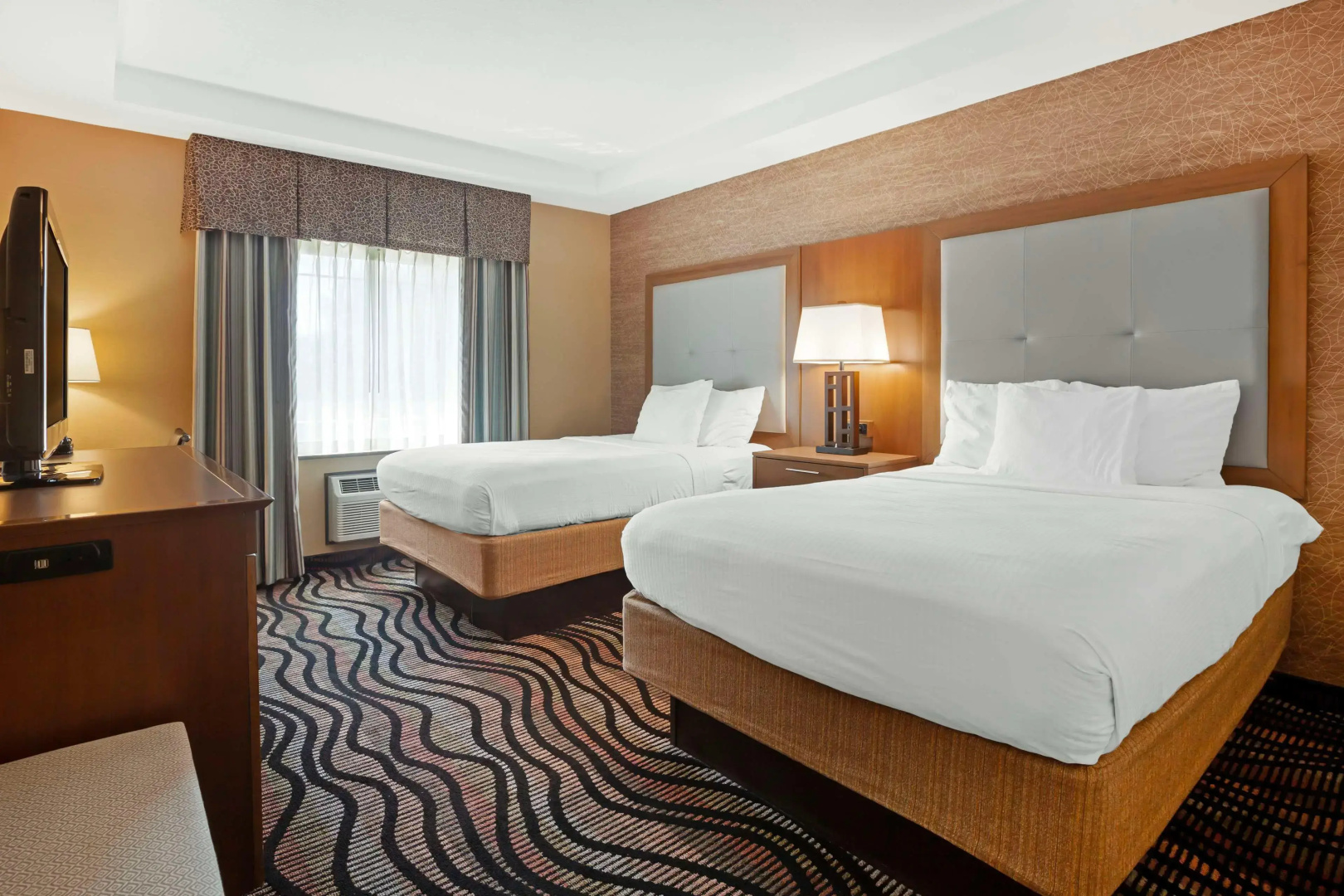 Photo - Best Western Summit Inn