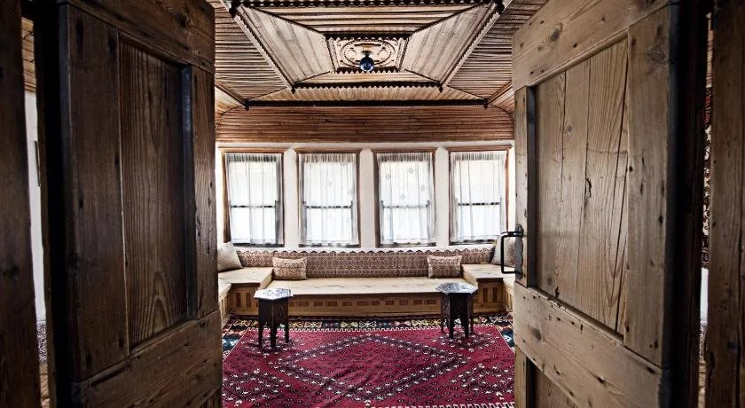 Foto - Bosnian National Monument Muslibegovic House