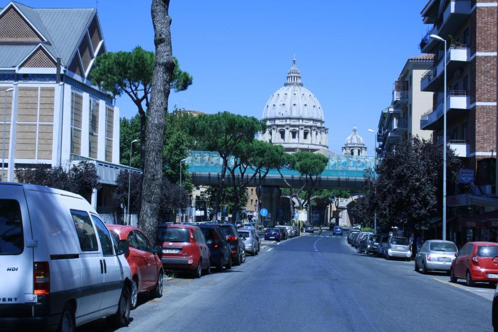 Foto - Vatican Luxury Home