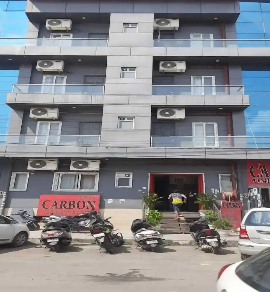 Foto - Hotel Raaso Inn Rohini I Near Metro I Couple Friendly I Spacious Rooms I Budget Stay