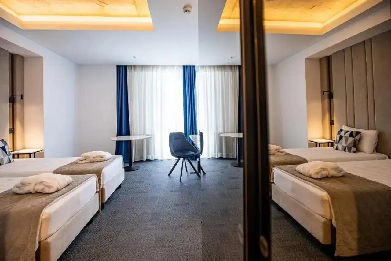 Photo - Union Plaza Hotel