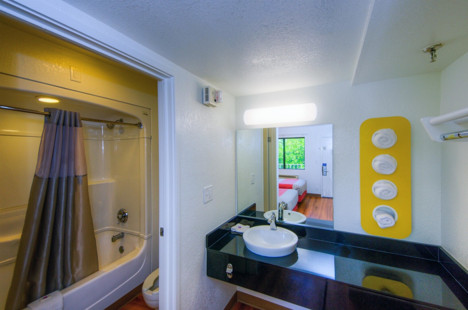 Photo - Motel 6-Bradenton, FL