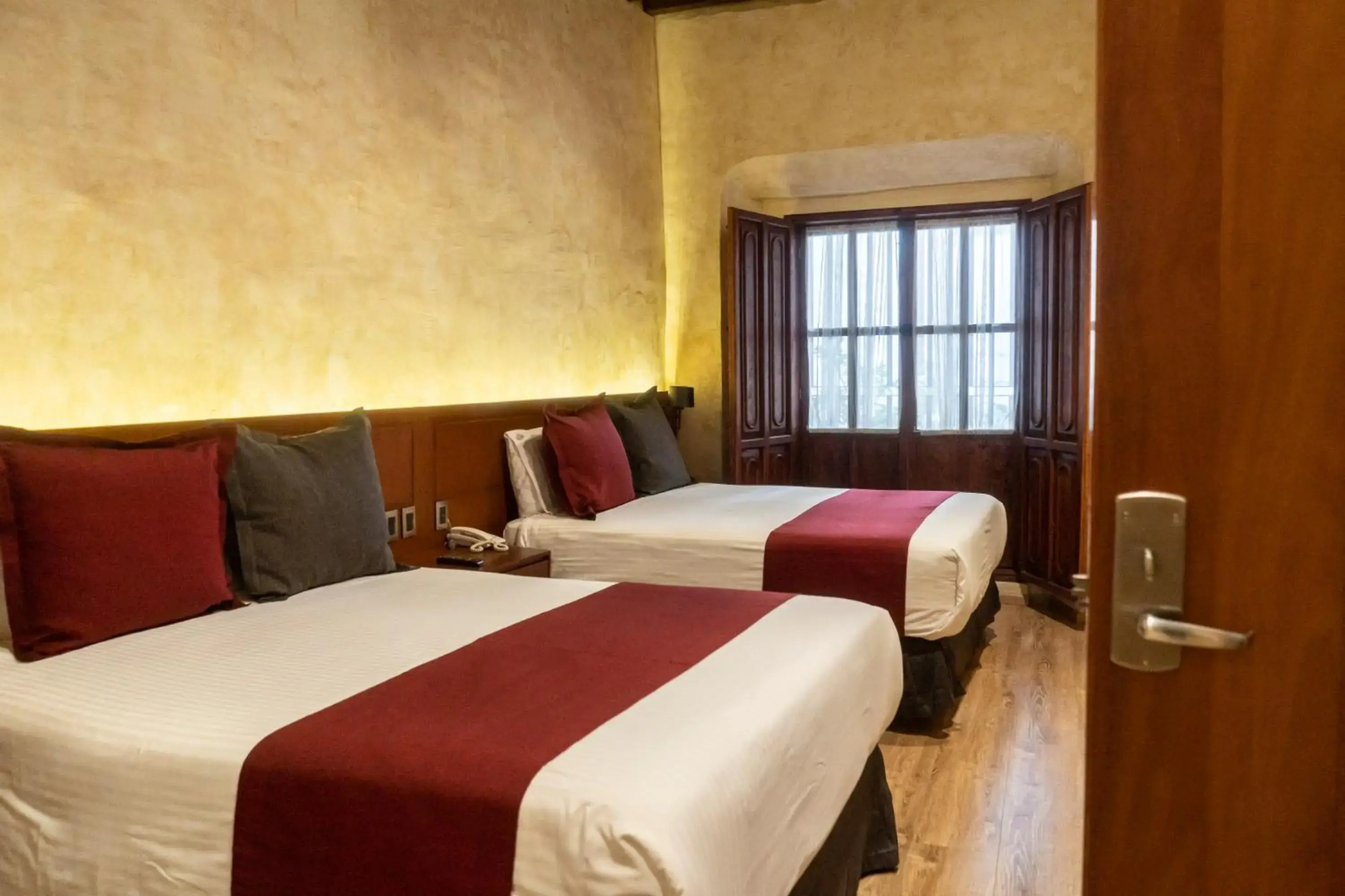 Photo - Hotel Madero