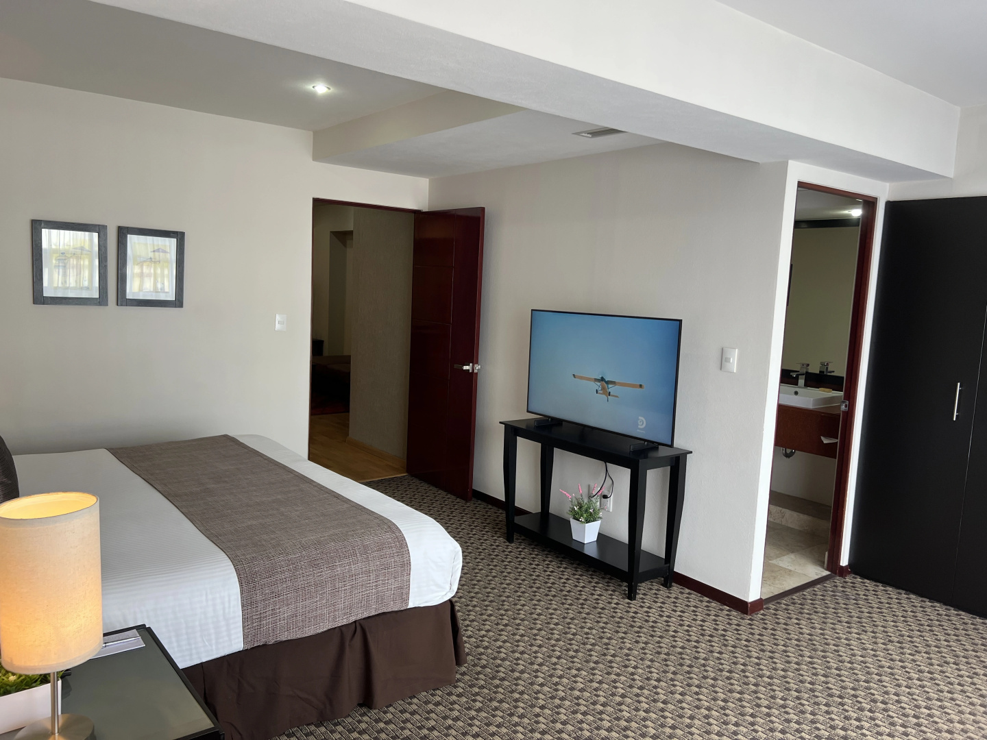 Foto - St Isidro Suites Corporate Housing SPA & Wellness Center