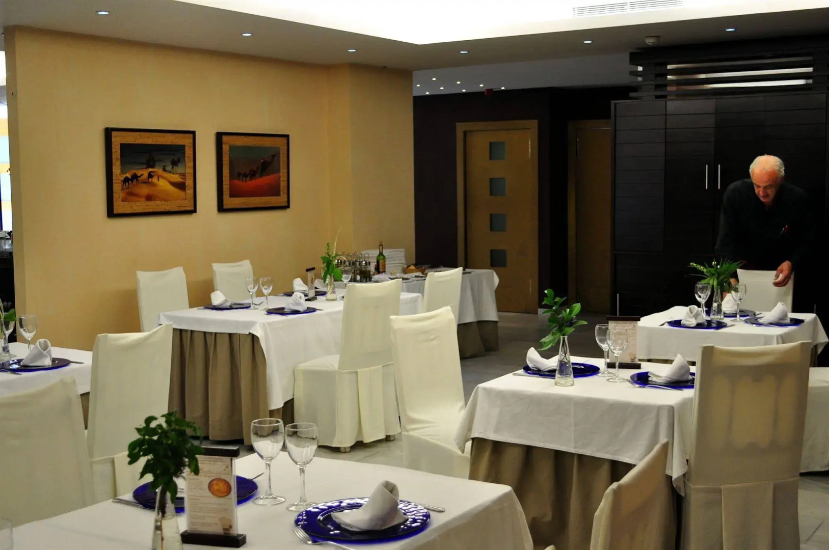 Photo - Oasis Cordoba Hotel