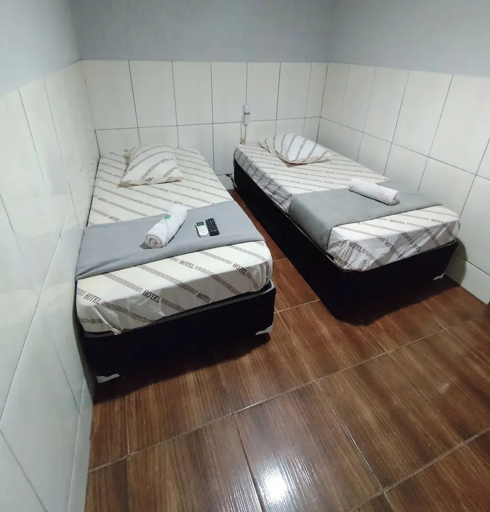 Foto - Hotel anoitecer - Rodoviária Tietê, Anhembi, Expo Center