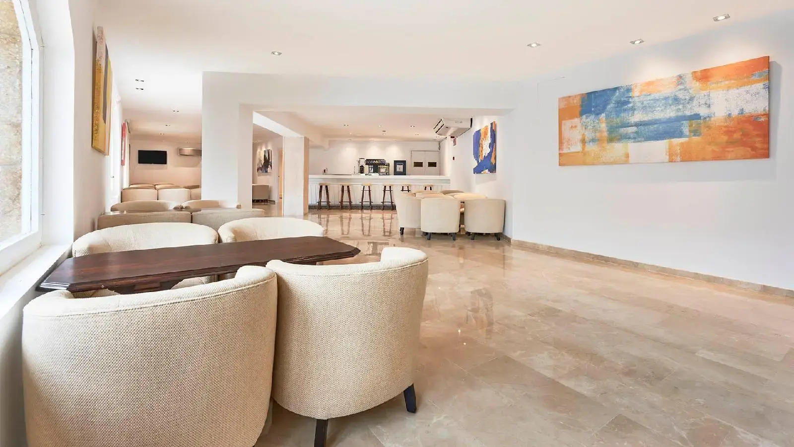 Photo - Globales Simar