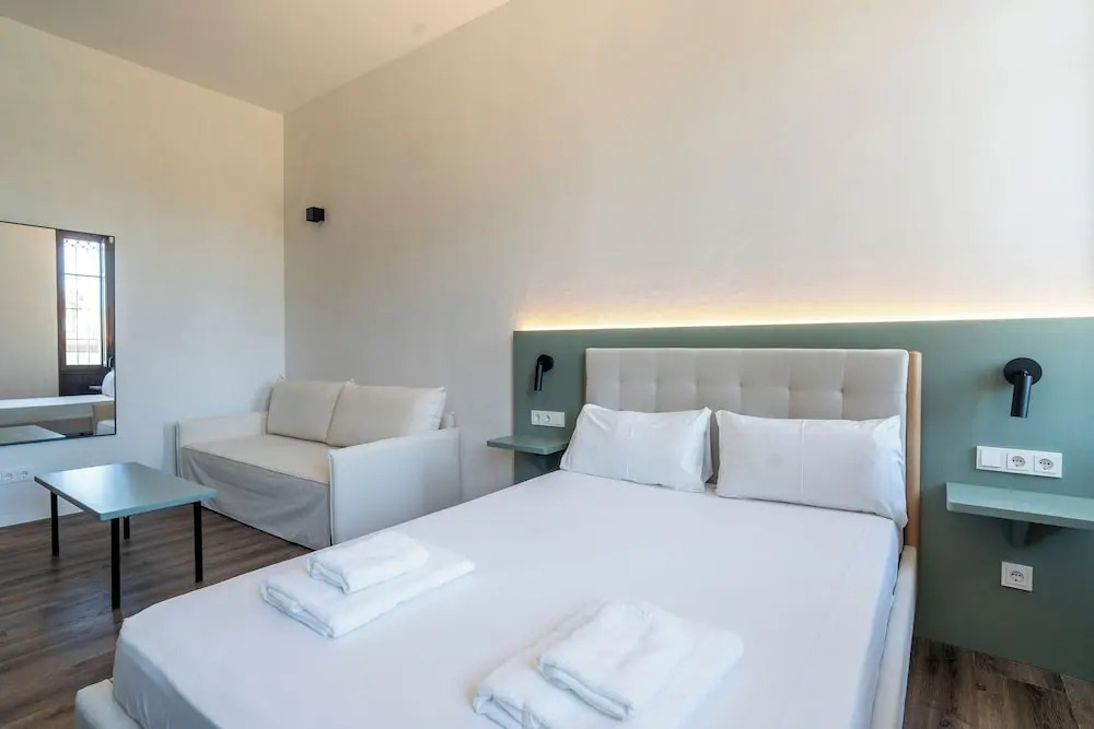 Foto - VLC HOST - Reina 168