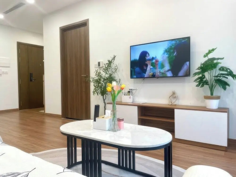 Eco Green Saigon - Free Gym & Pool
