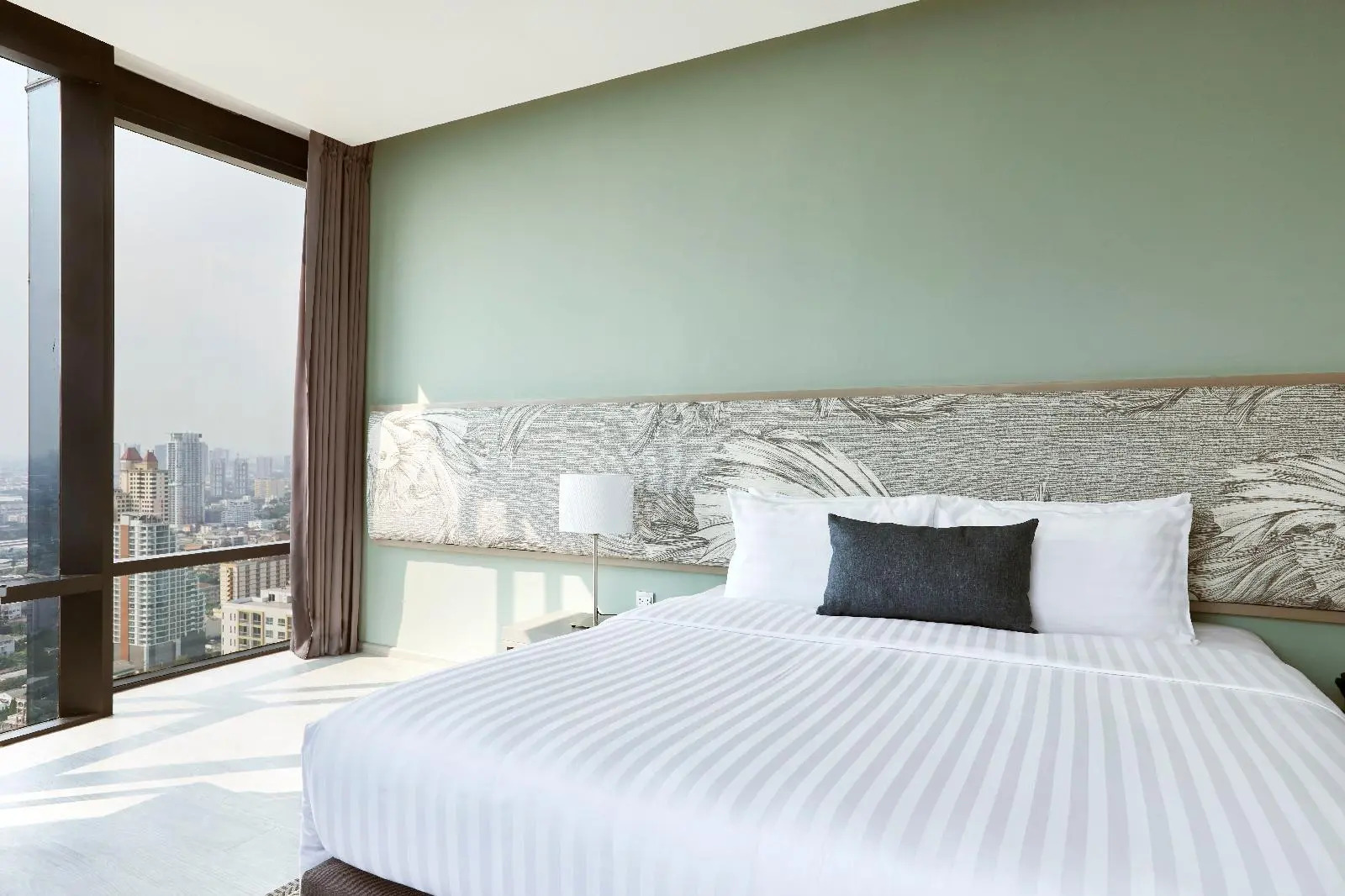 Foto - The Quarter Ari by UHG