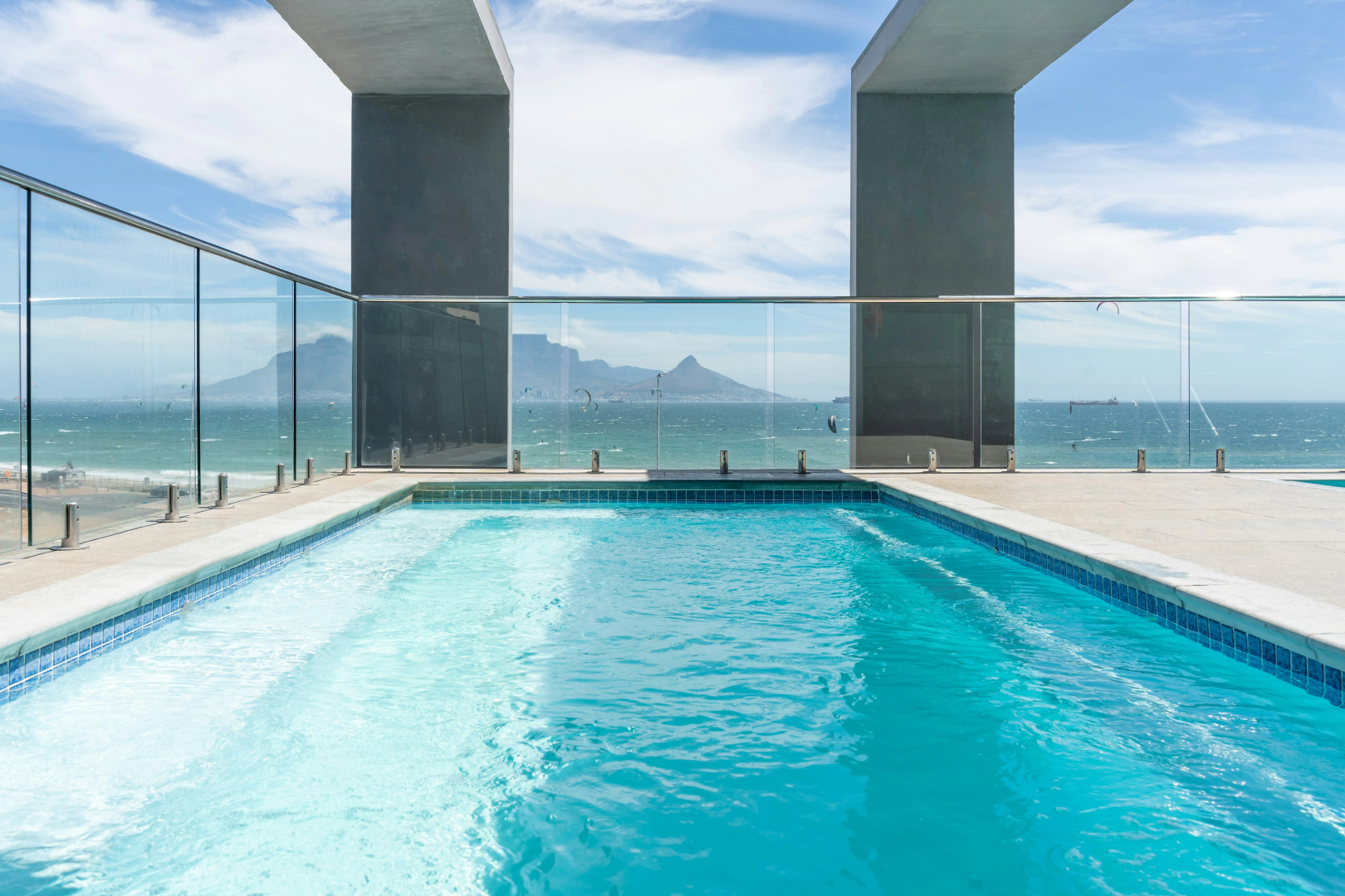 Photo - Blaauwberg Beach Hotel