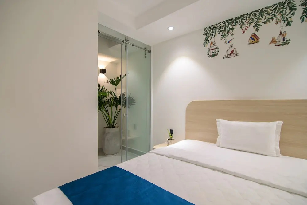 Photo - Bin Bin Hotel 11- Near Island Diamond