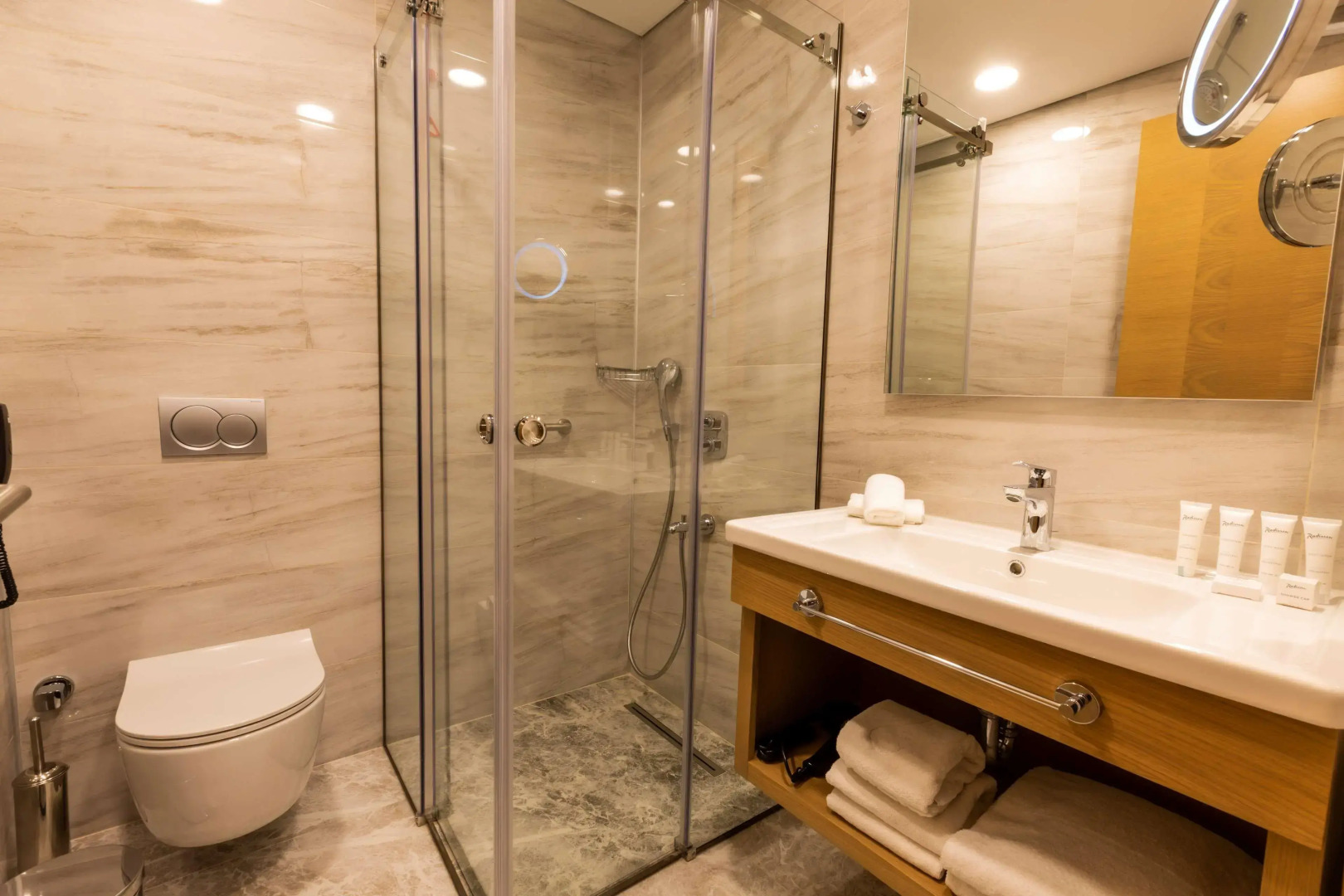 Photo - Radisson Hotel Istanbul Harbiye